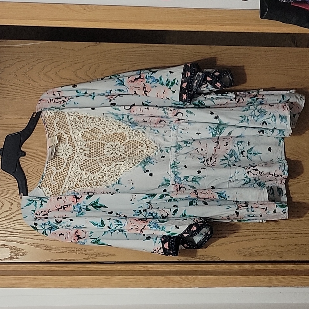 Daytrip Kimono